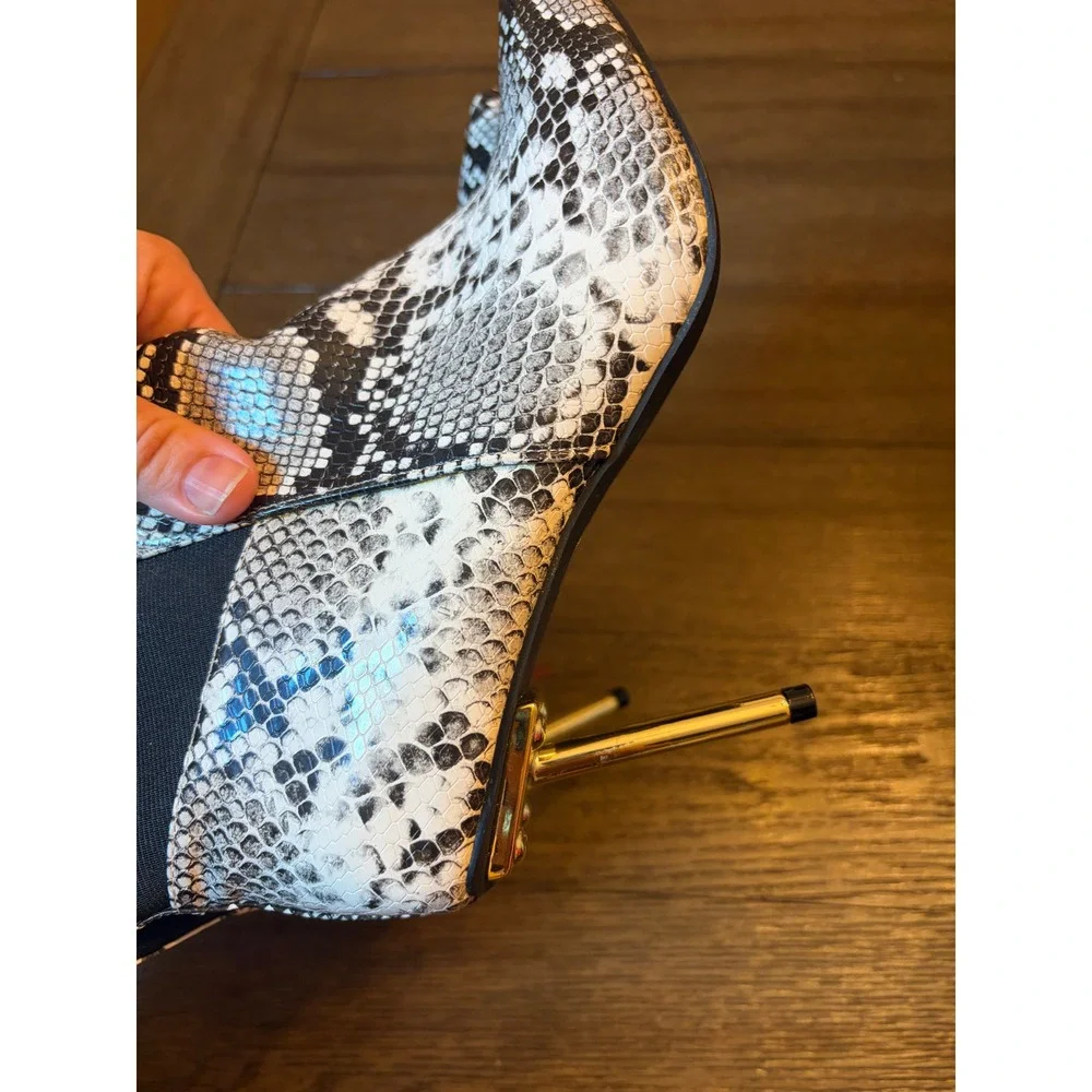 Fashion nova Snakeskin Ankle Boots Women Size 7 Pointed Toe Gold Stiletto